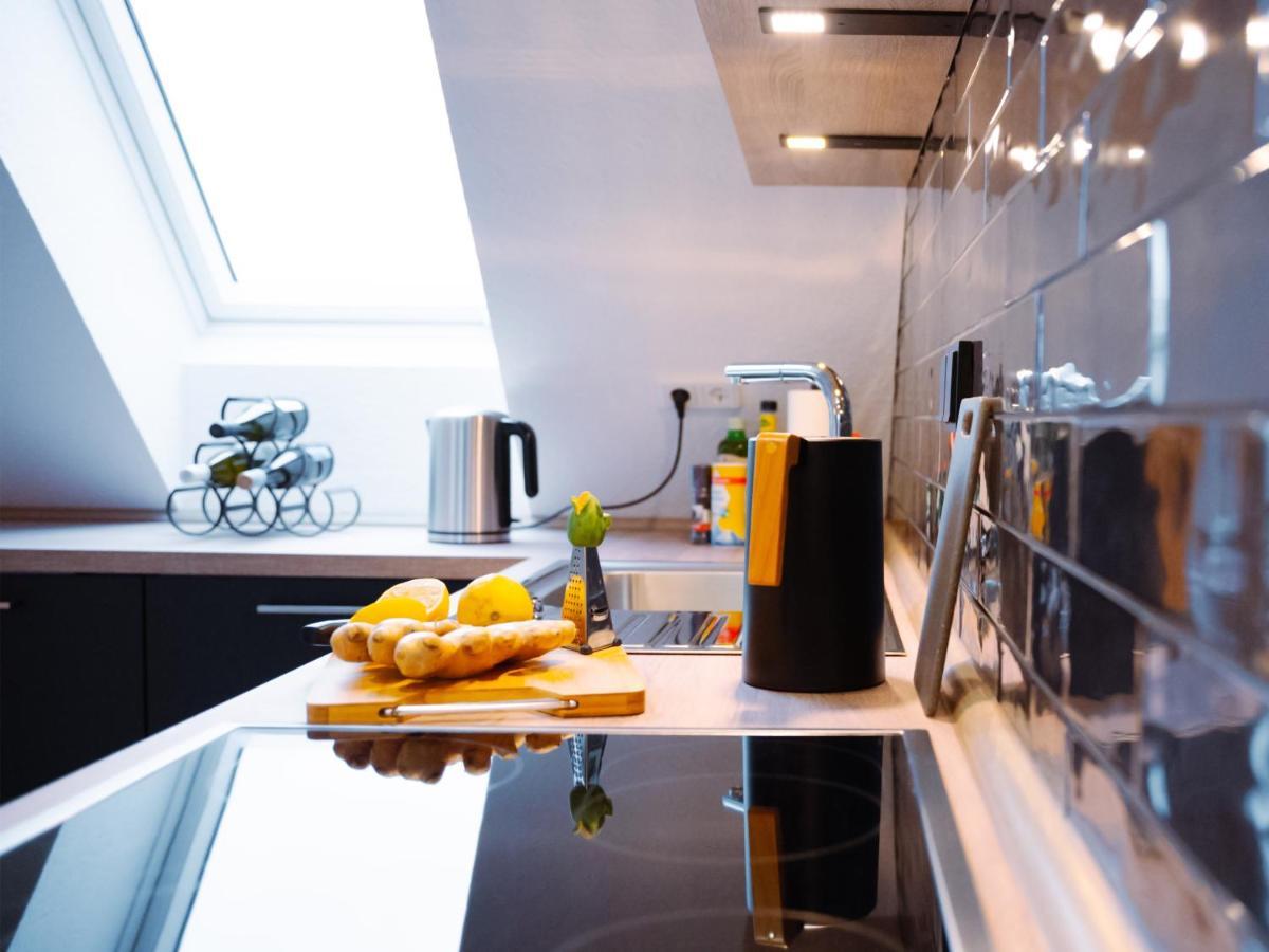 Lio Suite Design Apartment Balkon Terrasse Parken Fur 4 Personen Bad Salzuflen Buitenkant foto